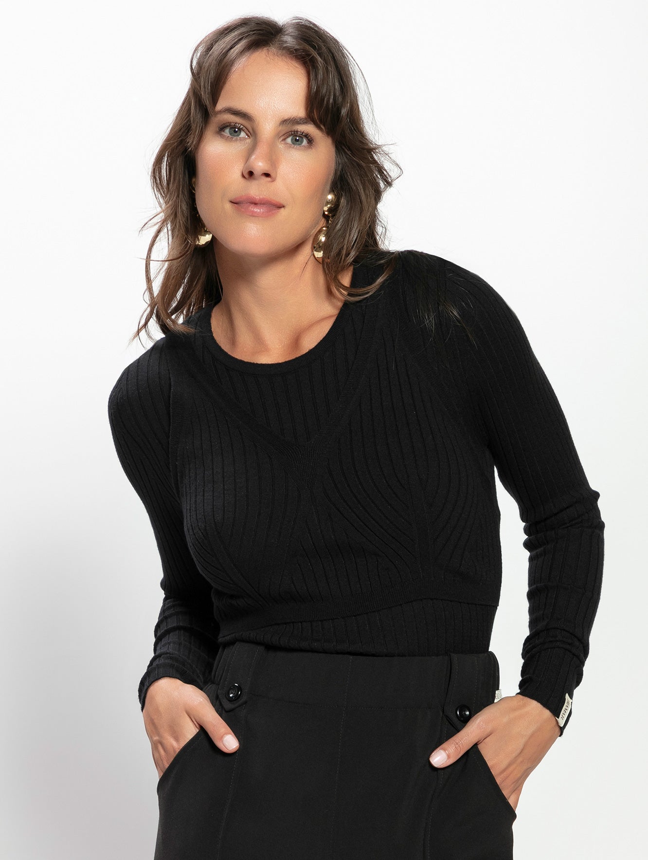 BLUSA CANELADA OM EFEITO DE SOBREPOSIÇÃO, GOLA REDONDA E MANGAS DE CAVA POSTA URBANITY 11195