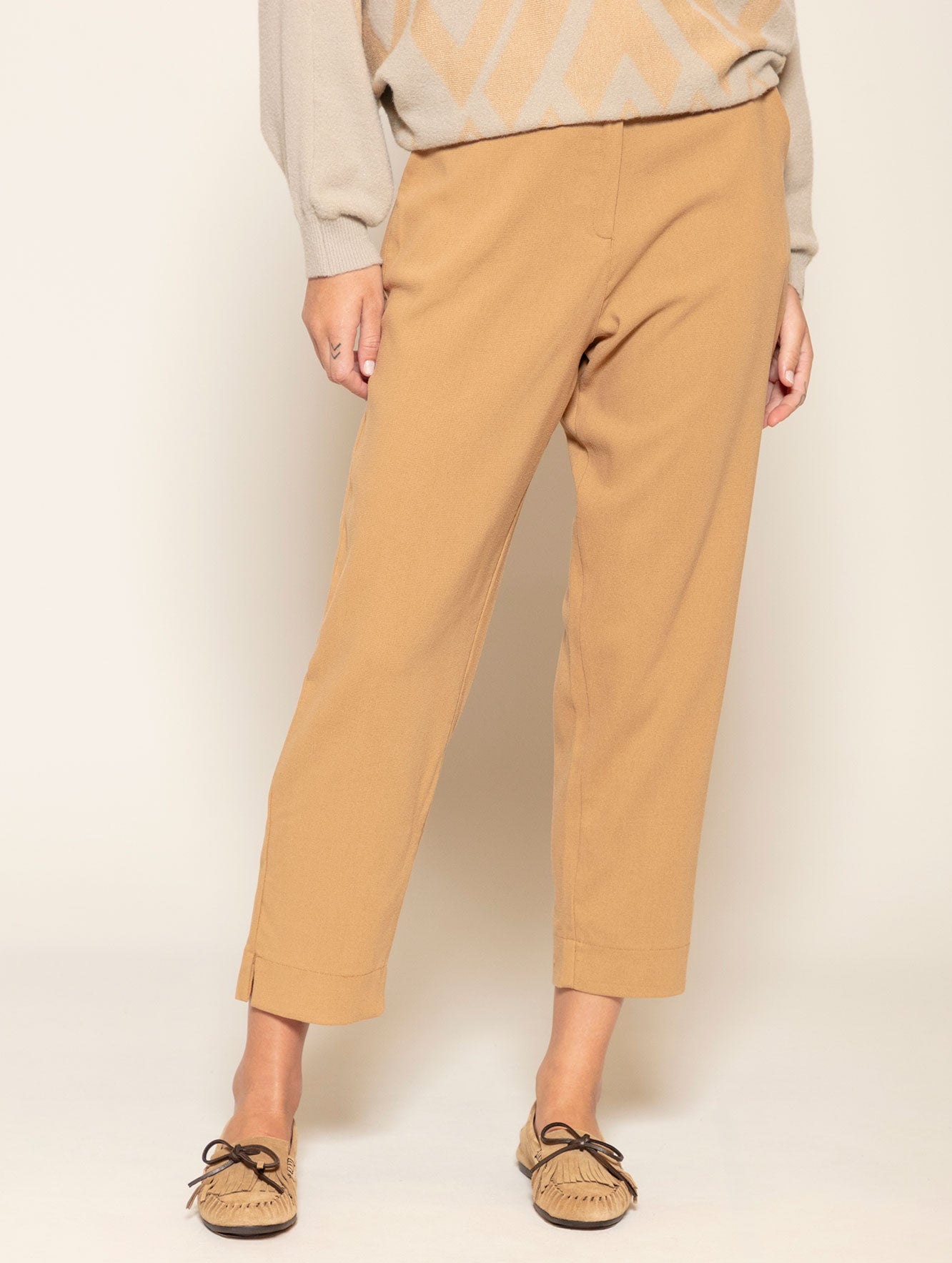AMARELO/ES
